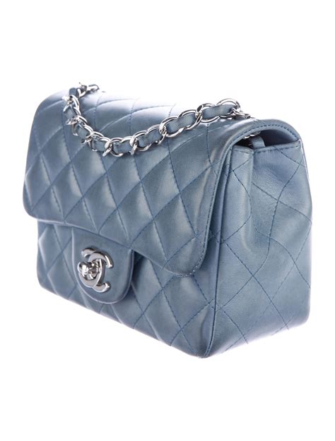 small flap bag chanel